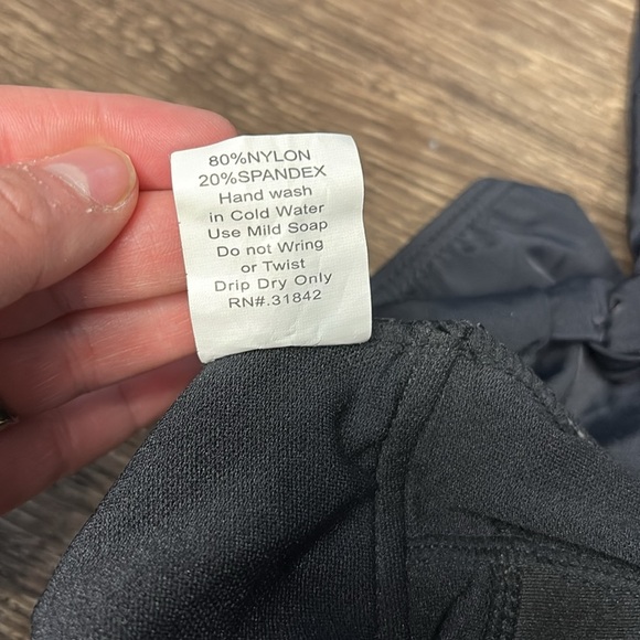 Woman’s Caribbean Sand Black Halter One-Piece Swimsuit size 8 - Picture 5 of 5